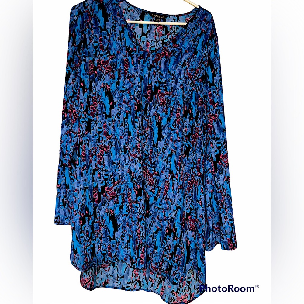 Expresss Sz Medium printed cover up pullover dress
